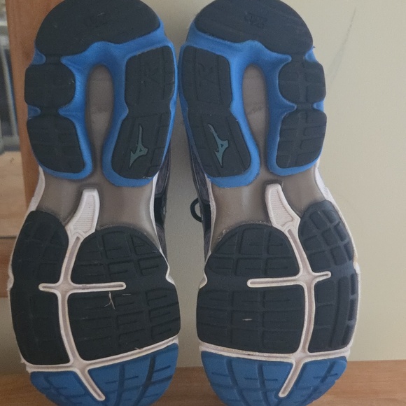 Mizuno Wave Rider 18 - Picture 3 of 4